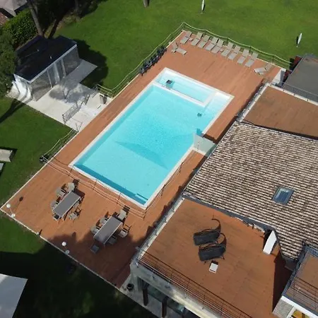 Affittacamere Testani 3*